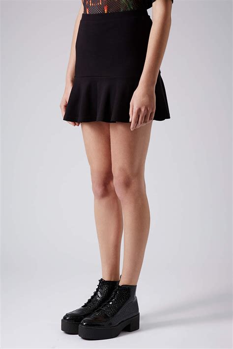 Mini Skirt. . Top shop skirt